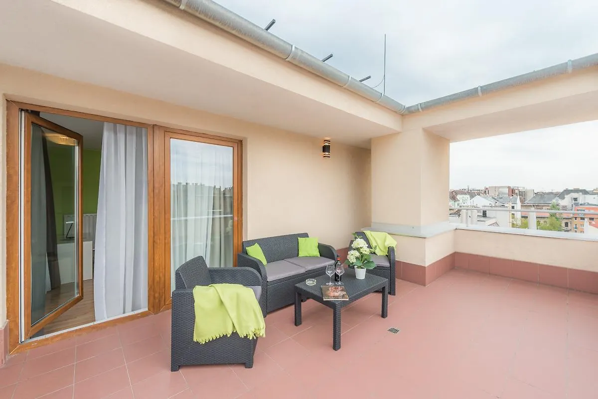 Corvin Plaza Apartments & Suites Budapest Ungern