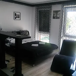Fészek , Debrecen Magyarország