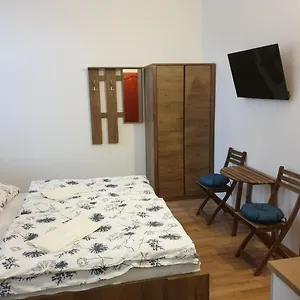 2* Penzion Orczy Park