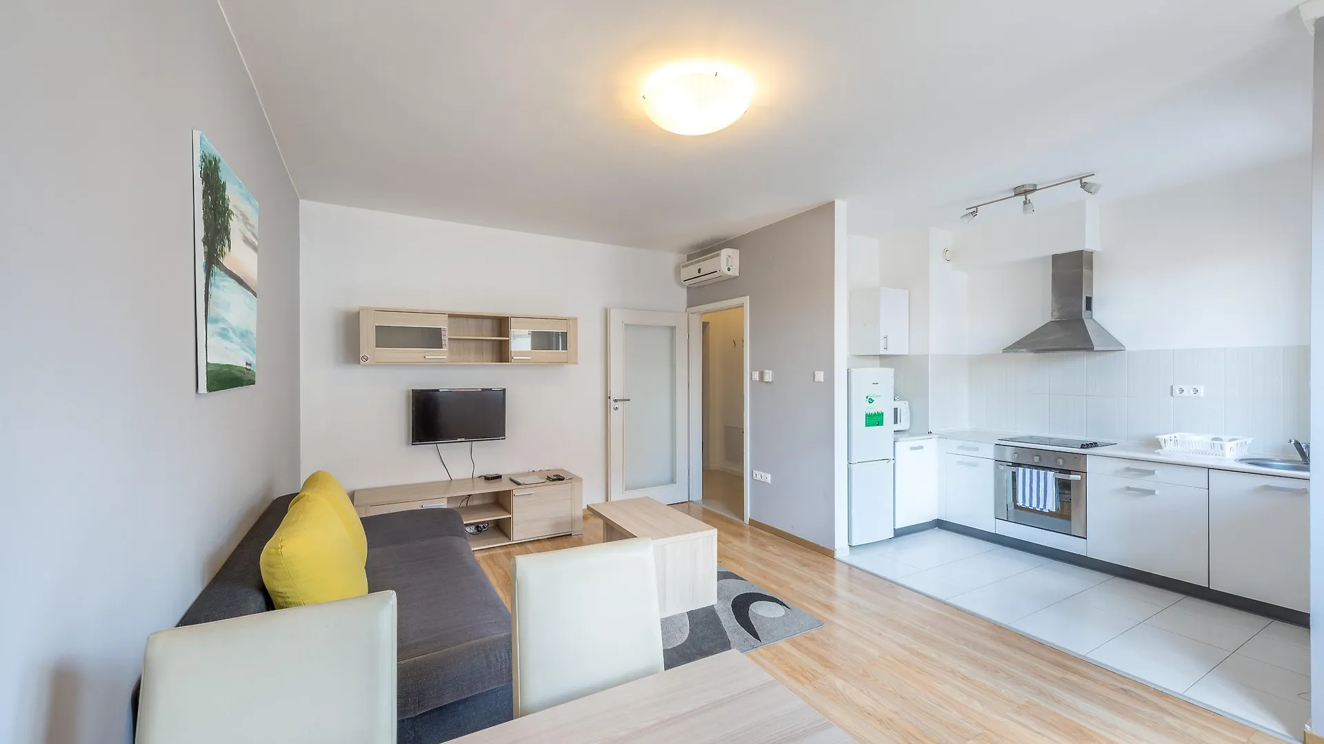Corvin Plaza Apartments & Suites Budapest Aparthotel