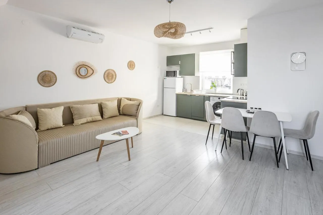 Corvin Plaza Apartments & Suites Budapest Aparthotel