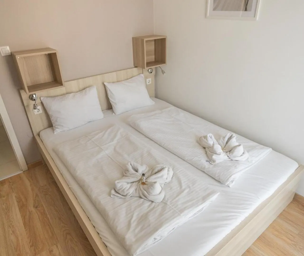 Corvin Plaza Apartments & Suites Budapest 3*,  Hungary