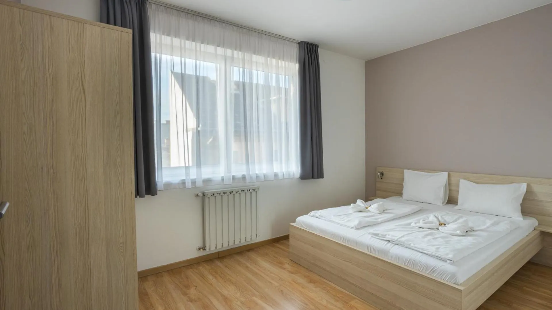 Corvin Plaza Apartments & Suites Budapest 3*,  Hungary