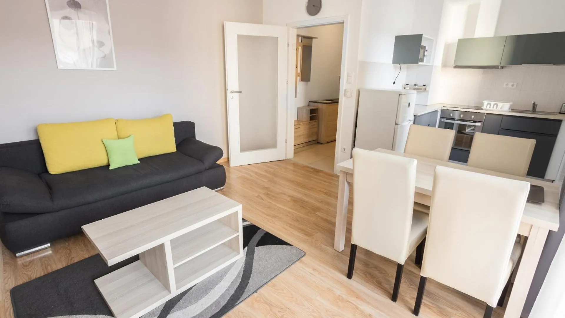 Aparthotel Corvin Plaza Apartments & Suites Budapest