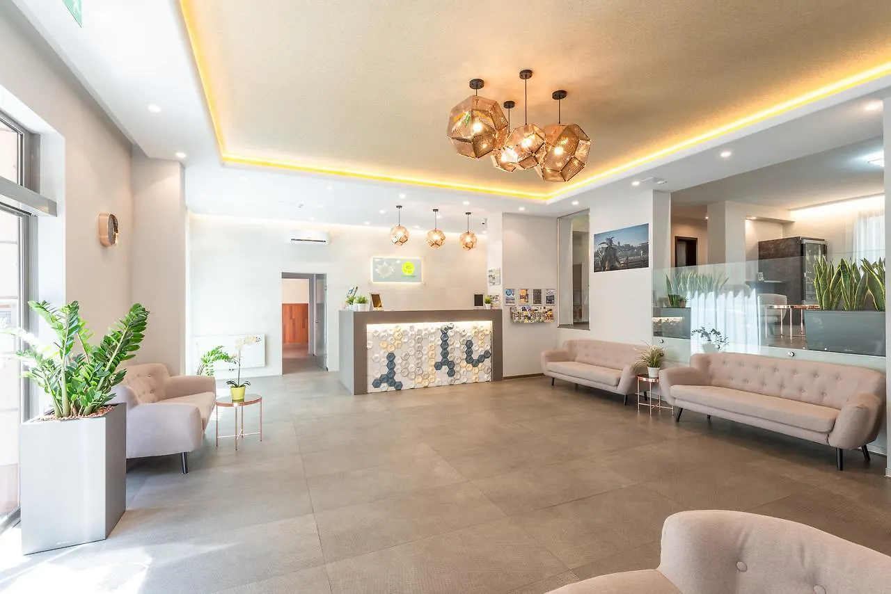 Corvin Plaza Apartments & Suites Budapest 3*,  Hungary