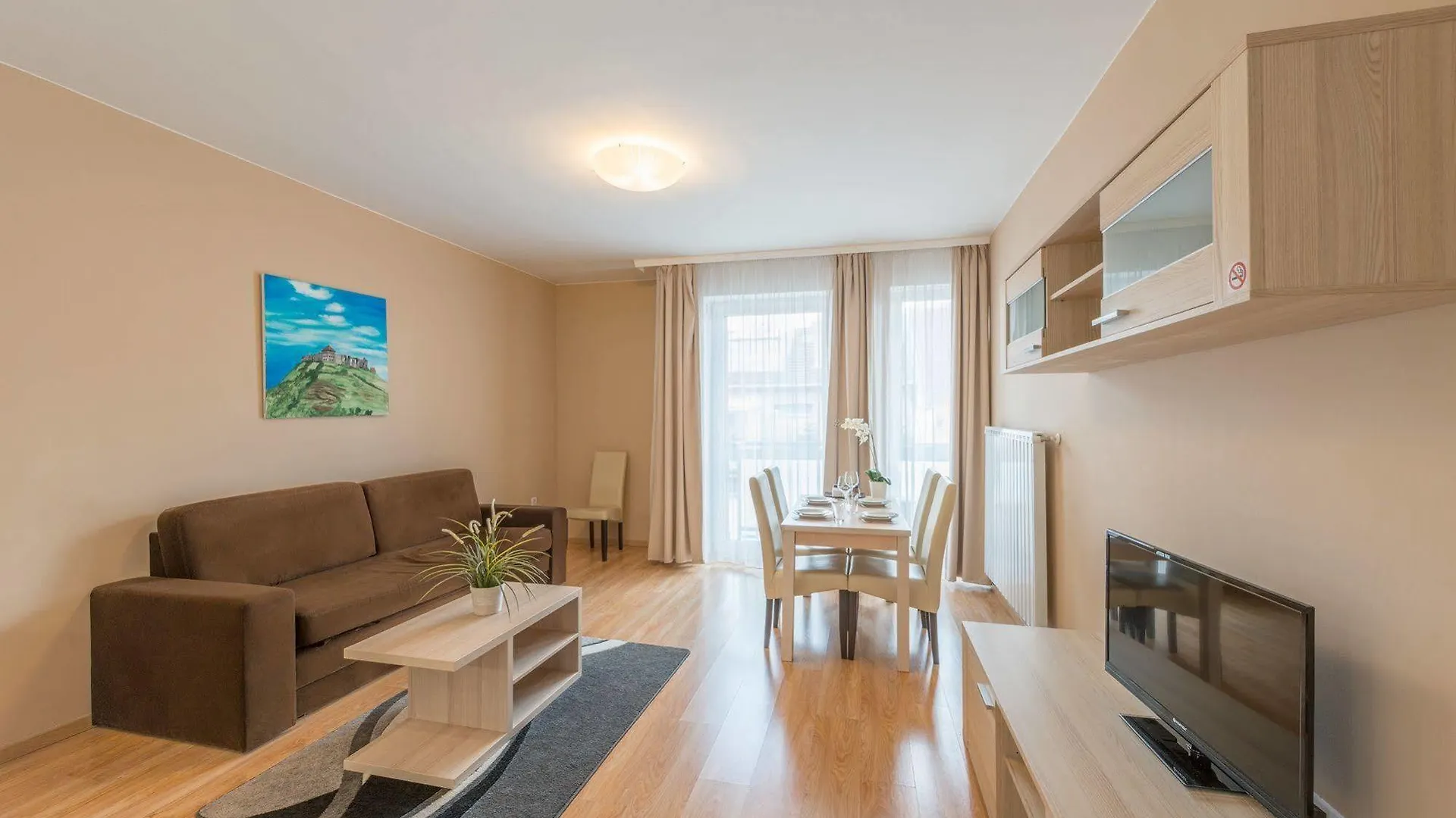 Corvin Plaza Apartments & Suites Budapest